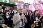 Bekijk deze foto groter. Foto: 'Opening 07'.